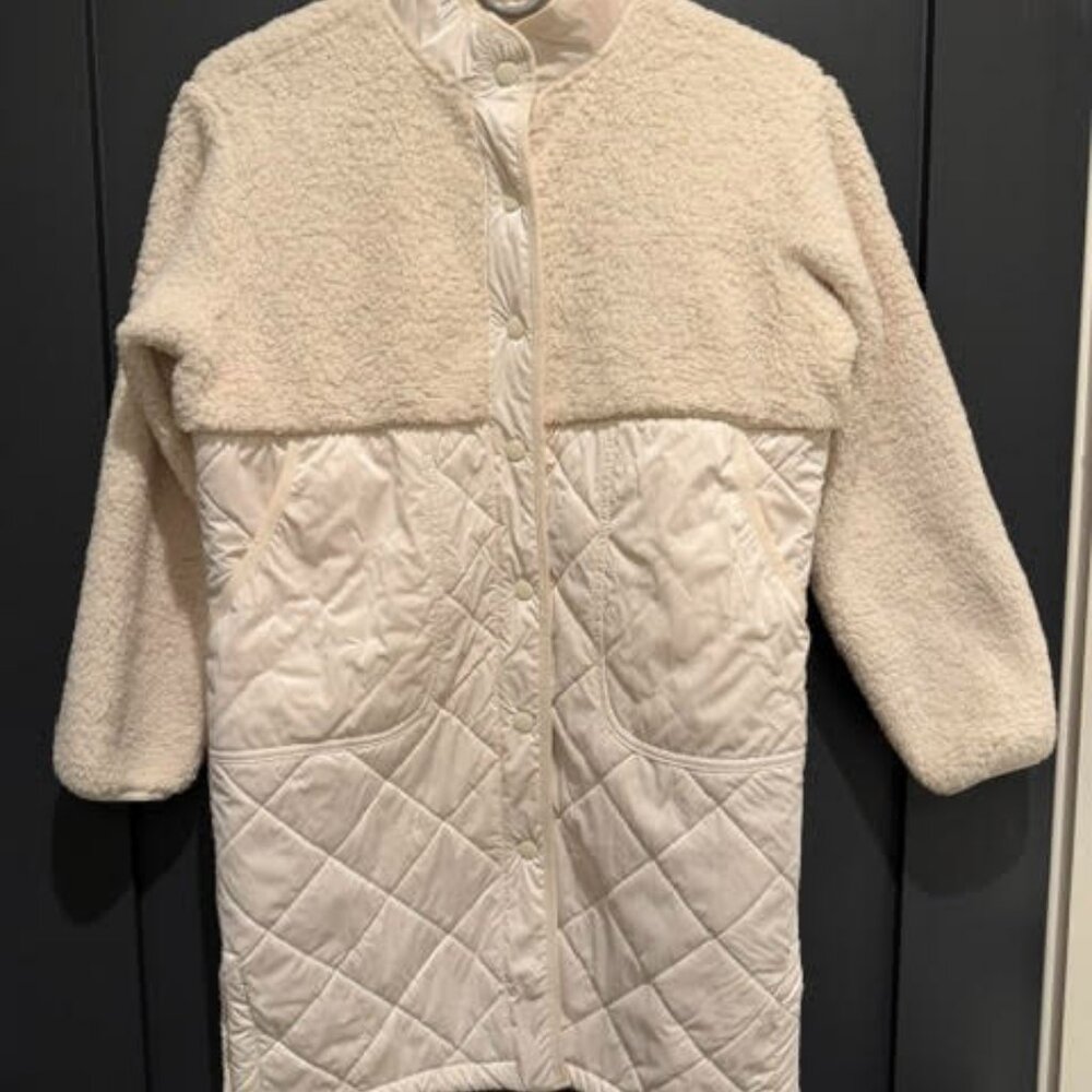 🤍 Athleta Girl Quilted Sherpa Jacket – Size Small (7/8) – Runs Big 🤍